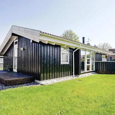 Stunning Home In Hadsund With Kitchen Oster Hurup