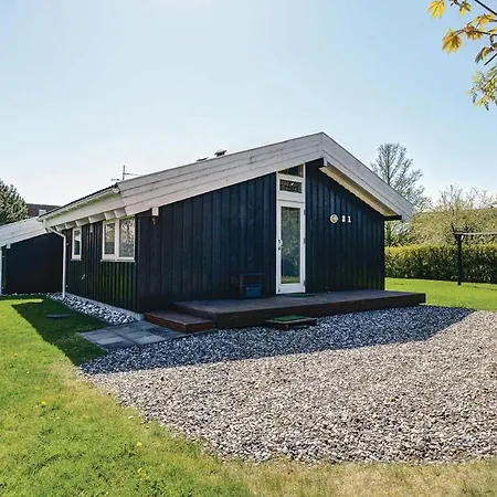 Stunning Home In Hadsund With Kitchen Holiday home *